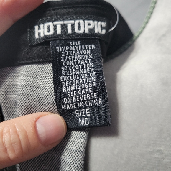 Hot Topic Black & White Plaid Shift Dress with Skull Pins Collar NWT - Picture 6 of 7